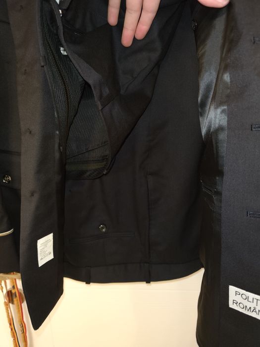 Costum bărbați mărimea 52 talia I