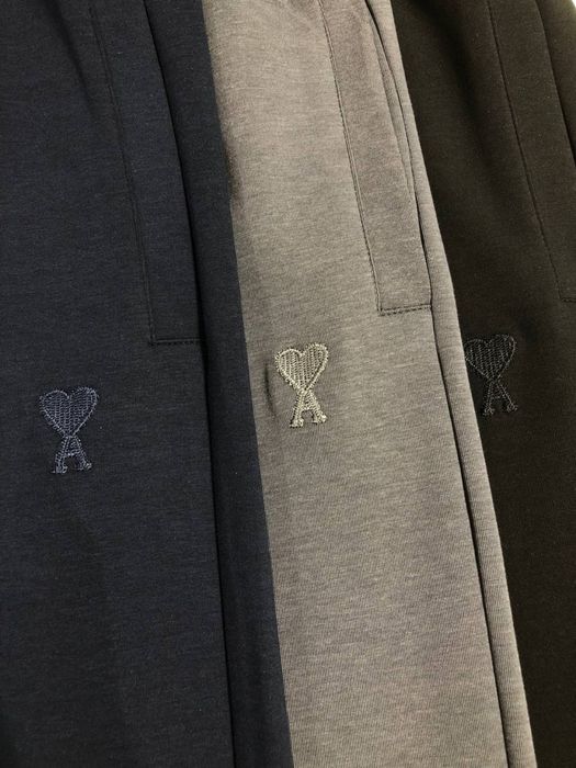 Pantaloni Ami Paris New Model 2026 calitate Premium