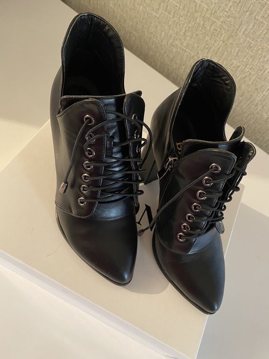 Стильные ботильоны Basconi