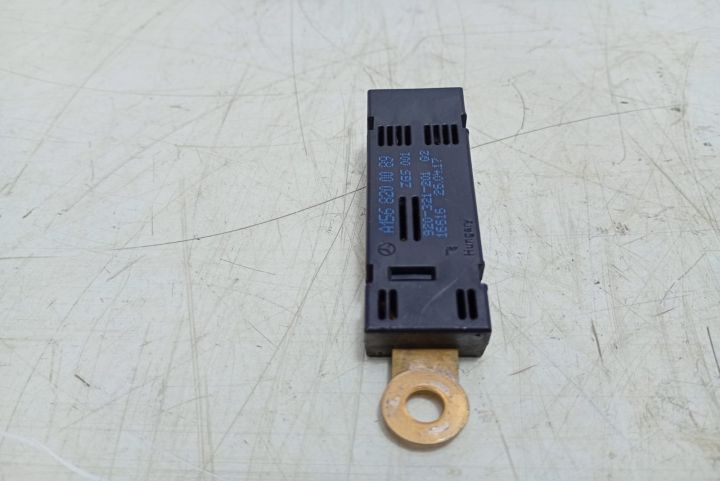 Amplificator antena A1568200089 Mercedes-Benz GLC prima generatie (25