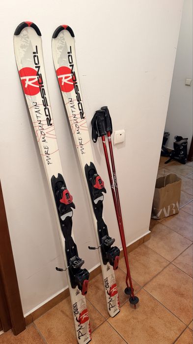 Vand Schiuri Rossignol Pure Mountain + legături Rossignol + bețe Atomic