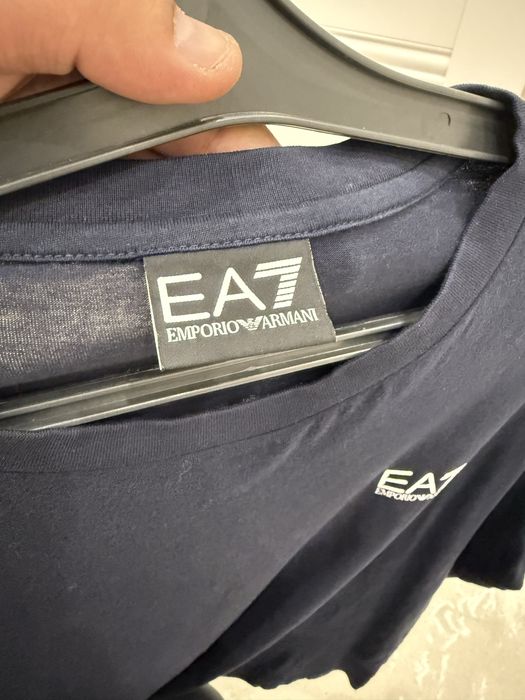 Футболка EA7 в отличном состоянии