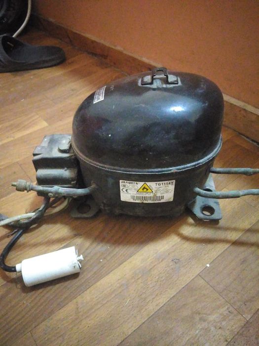 Компрессор от холодильника