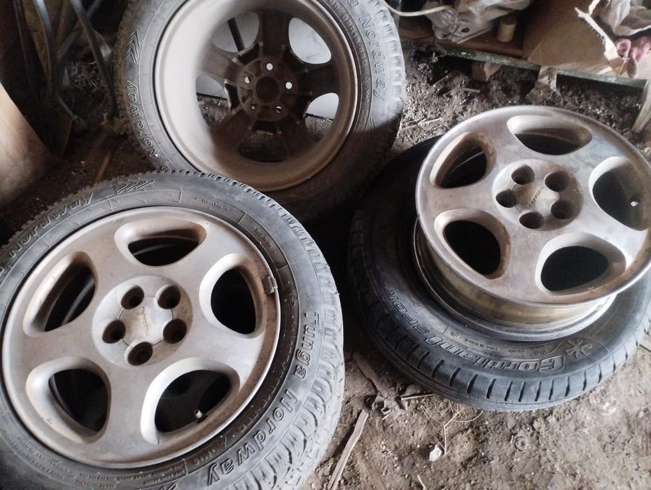 Продам колесные диски R15 для Subaru