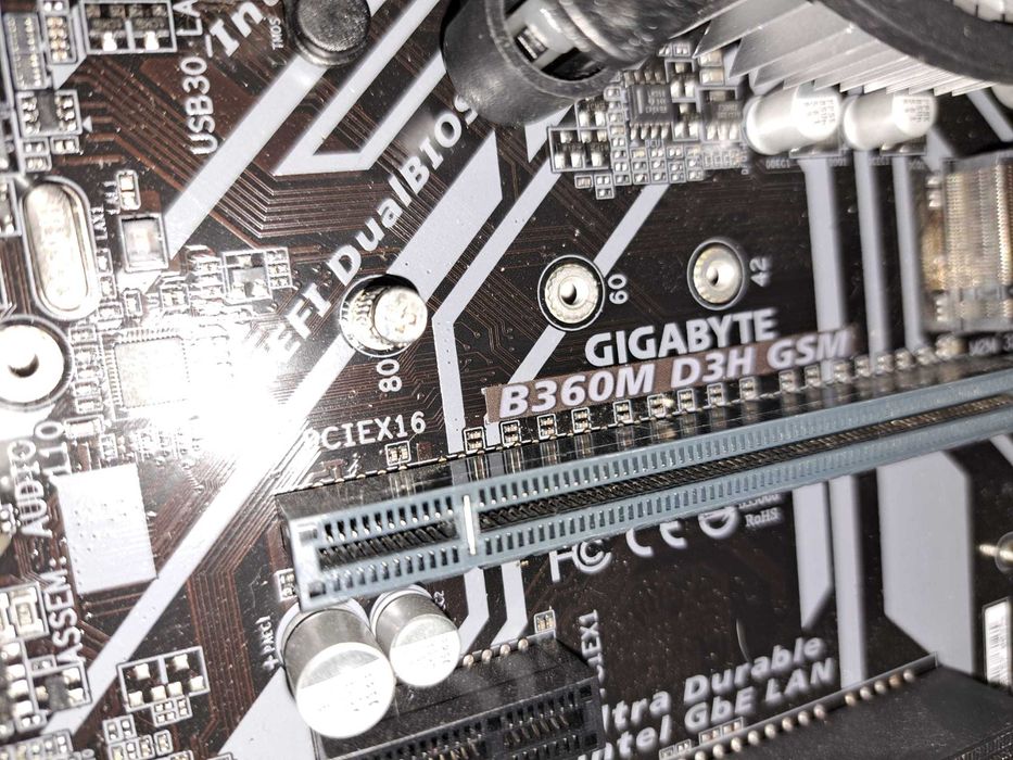 Kit performant LGA 1151 v.2, i5 8400 (6 c.)/GIGABYTE H310M S2H/8G ddr4