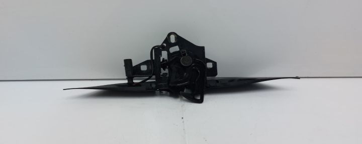 Broasca capota 3b0823603c Volkswagen VW Passat B5.5 (facelift) seria