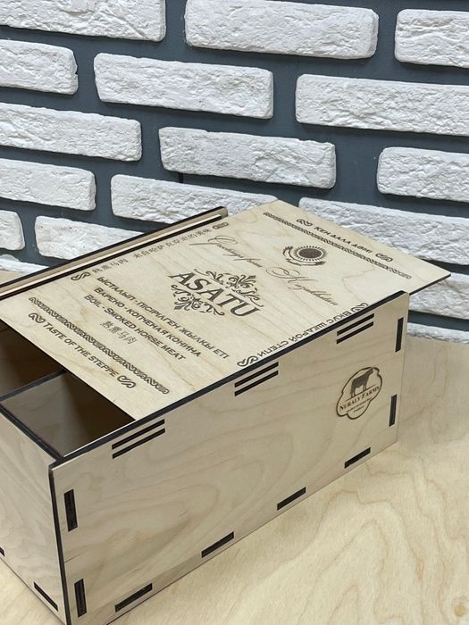 Подарочные деревянные коробки