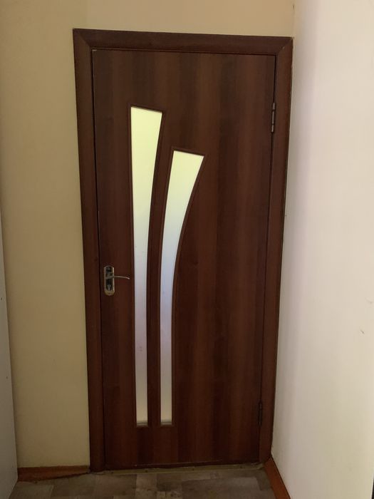 Продаются межкомнатые двери