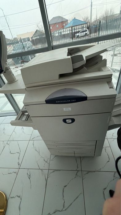 DOCUCOLOR 252   принтер