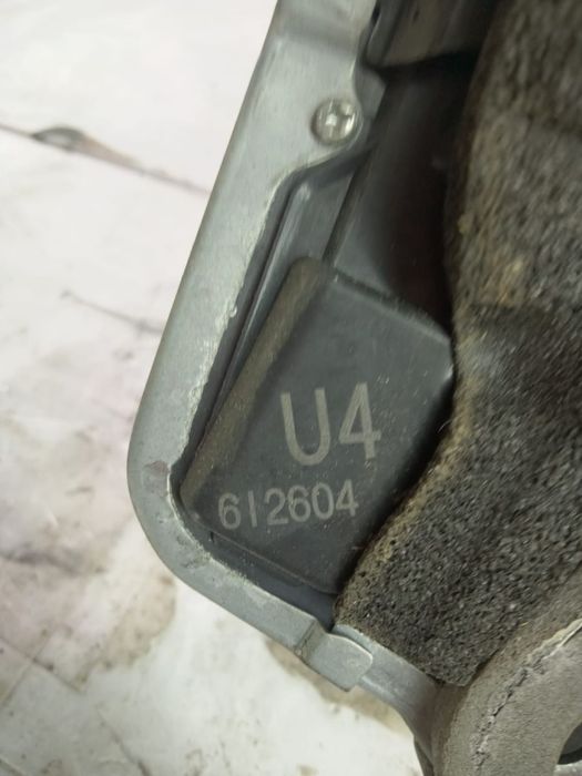 Braosca stanga spate U4612604 Lexus IS XE20  [din 2005 pana  2010]