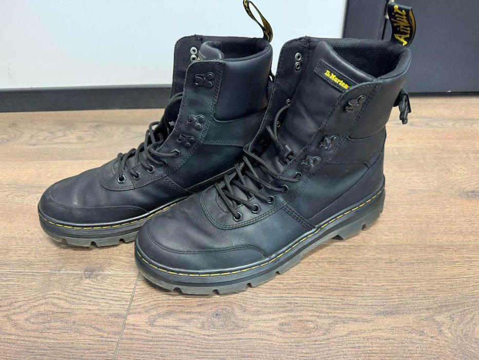 Обувки Dr. Martens