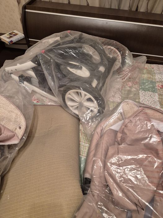 Бебешка количка Lorelli Mia 3 в 1