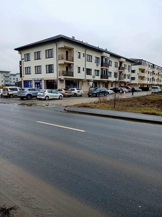 De vănzare 4000m Popesti Leordeni str Leordeni