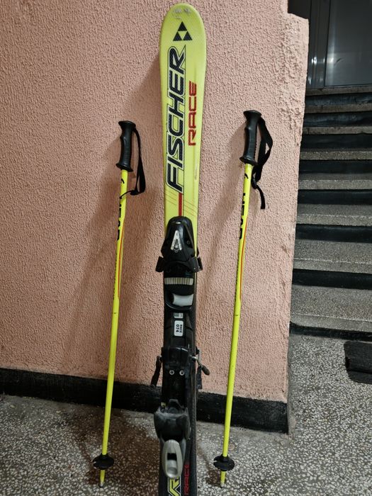 Ски + автомати + щеки