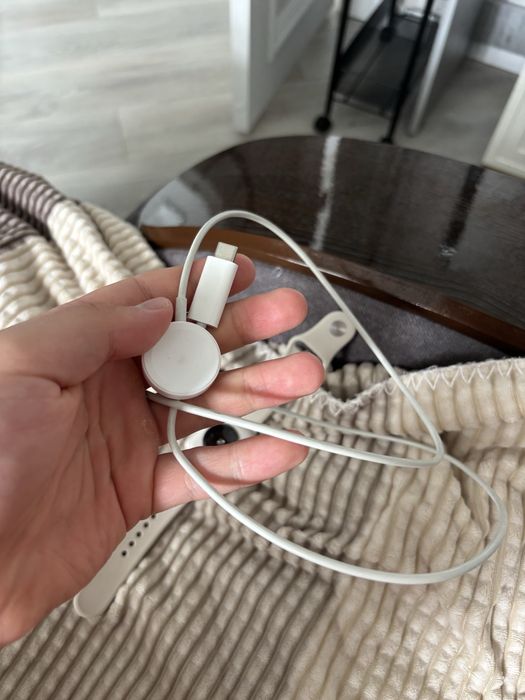 Продам apple watch SE 41 mm