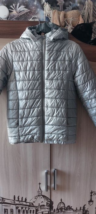 Куртка демисезонная на девочку