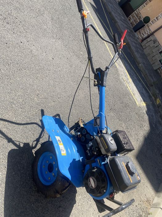 Бензинова Мотофреза