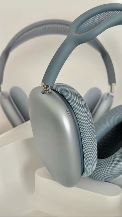 Продаю Apple AirPods Max б/у