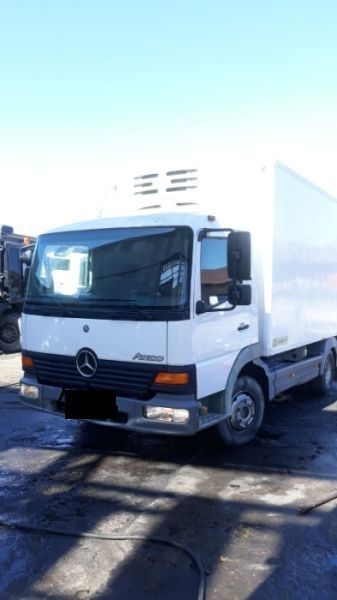 dezmembram mercedes atego 818