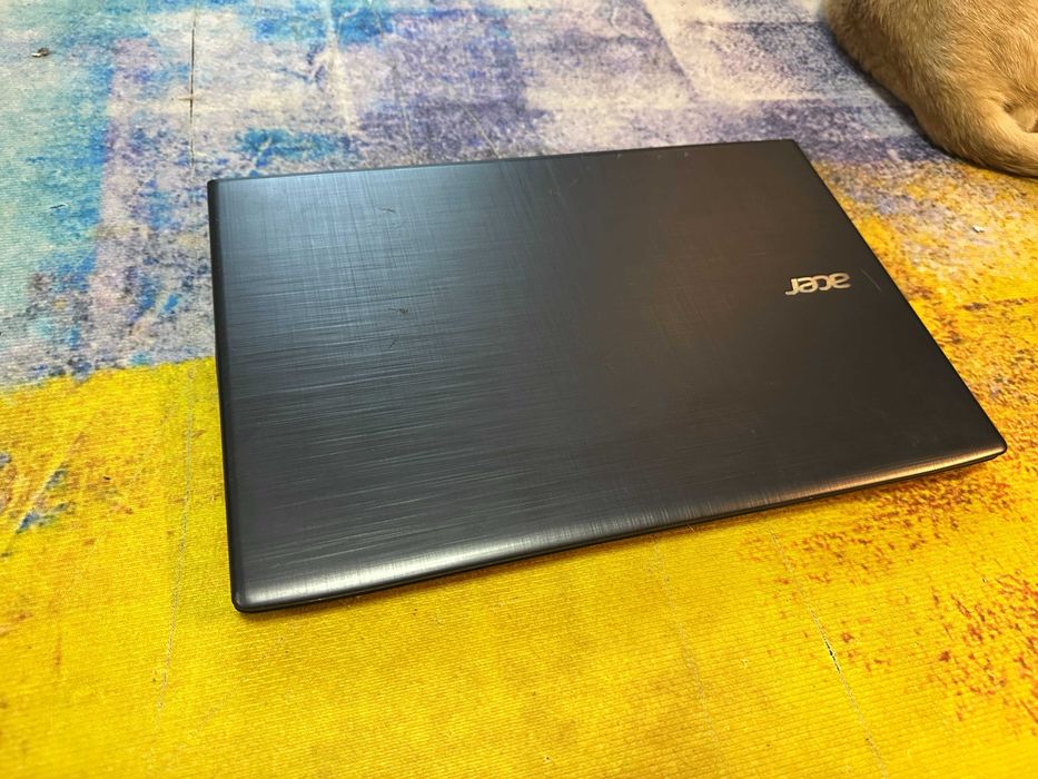 Laptop Acer E15-575g i5 gen 6  , video 2 gb