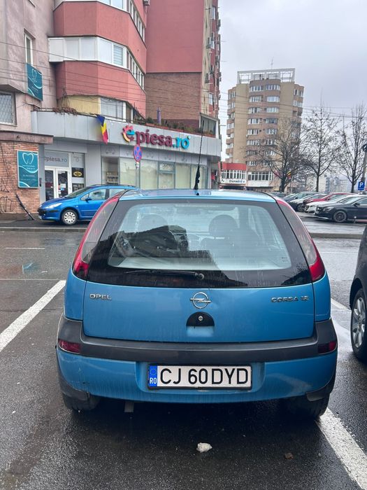 Vand Opel corsa 1.2 benzina