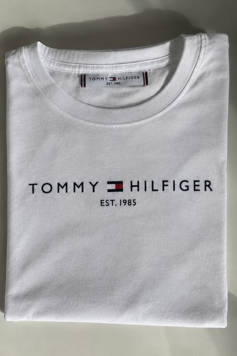 Тениска на Tommy Hilfiger