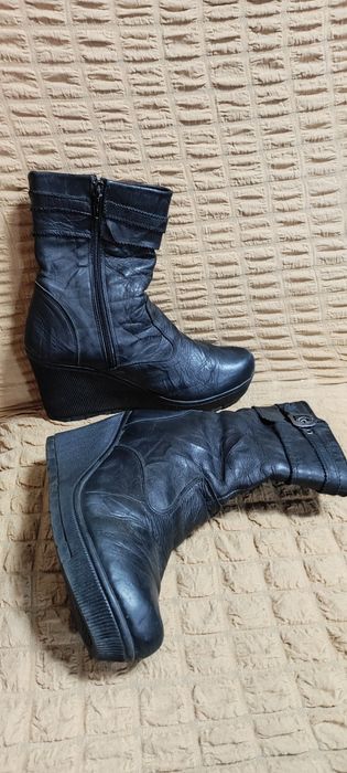 Дамски боти, платформа, черна естествена кожа, стелка 25,5 см, изгодно