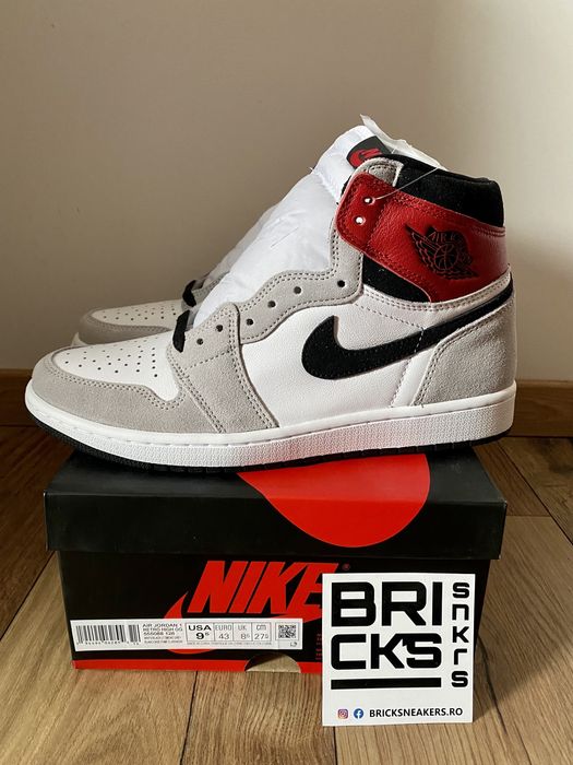 Nike Air Jordan 1 Retro High Smoke Grey