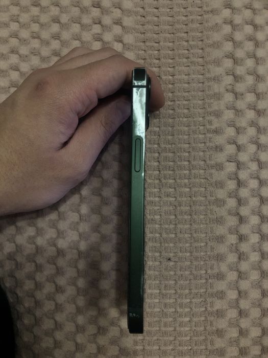 Iphone 13 продается