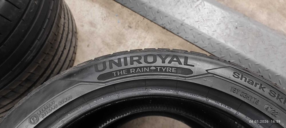 Летни гуми 255/40/19 Dunlop и Uniroyal