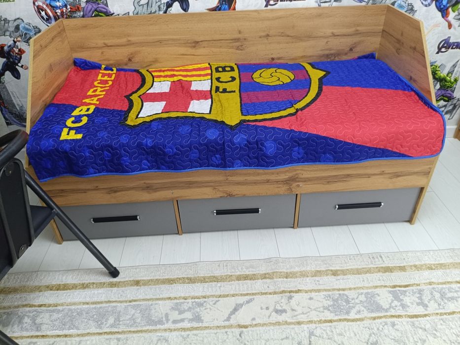 Продам кровать новую