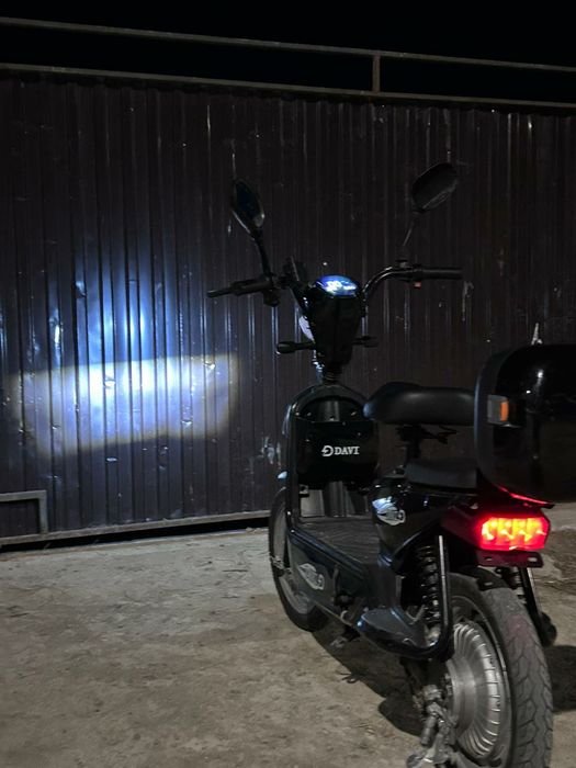 Электроскутер DAVI