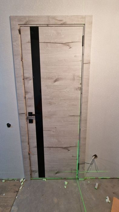 Установка  Дверей