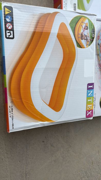 Надувной бассейн Intex