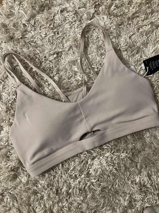 Спортивный топ adidas