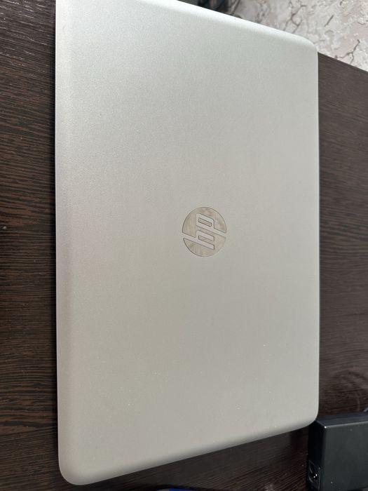 Продаетс ноутбук