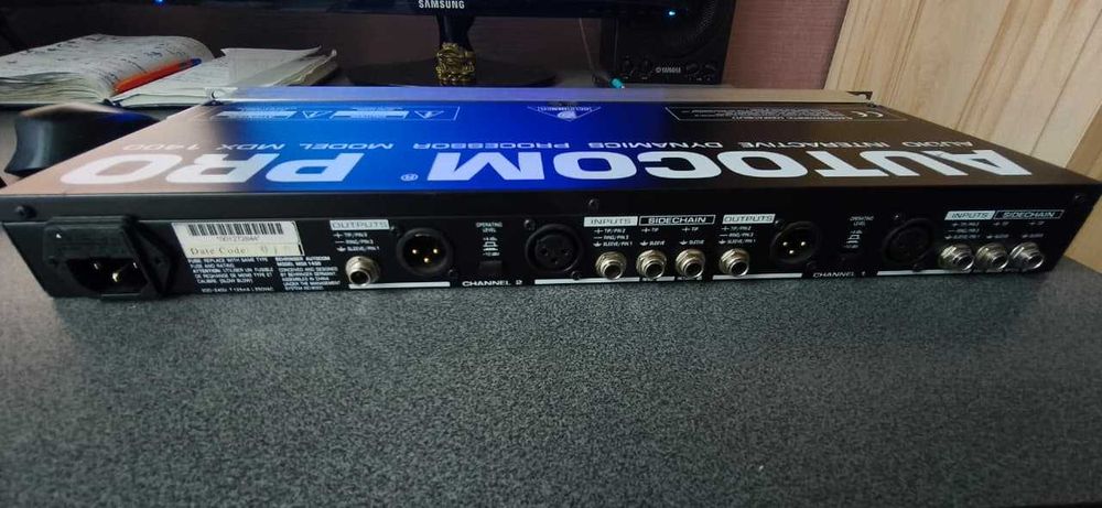 Динамический процессор Behringer Autocom Pro MDX 1400