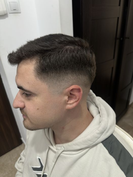 Servicii de frizerie la domiciliu