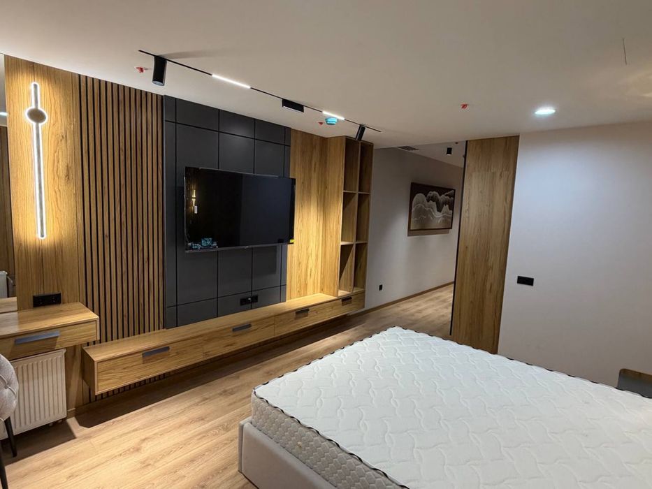 Продается ЖК Пирамит Товер 3ком.кв. Готовый с ремонтом видом Аэропорт