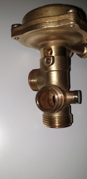 Vana 3 cai Immergas Eolo Mini 24 kw, kit-ul Membrana noua !!!