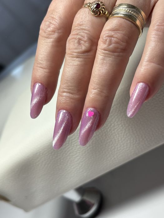 Unghii cu gel-Manichiura-Unghiute