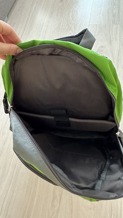 Продам рюкзак с солнечной панелью