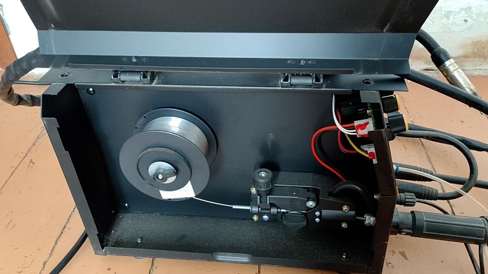 Сварочный полуавтомат