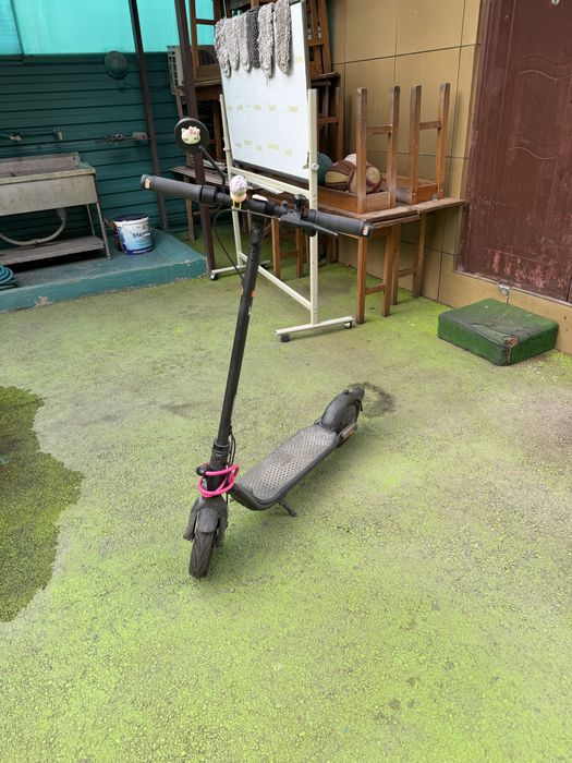 Самокат электро ninebot