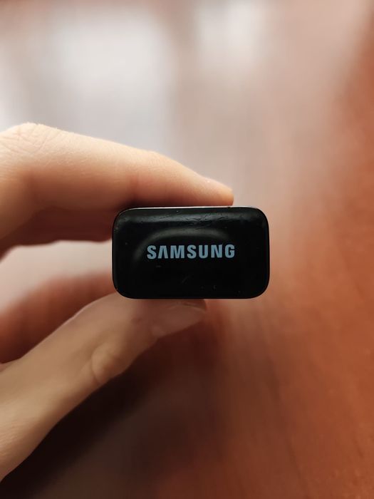 Încărcător tip Samsung