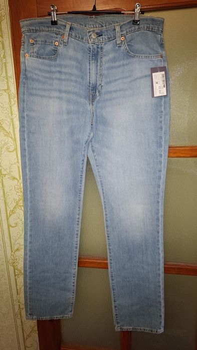 Продам джинсы новые