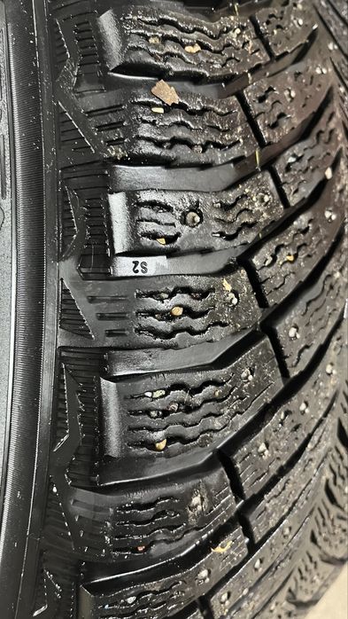 Продам Michelin x-ice north 4 245/55/19