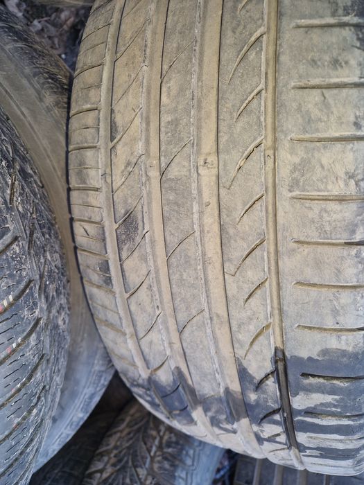 Летни гуми 245/40/19