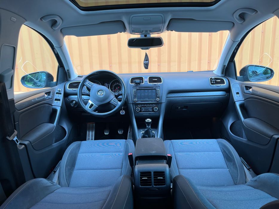 VOLKSWAGEN Golf 2012 — imagine 4