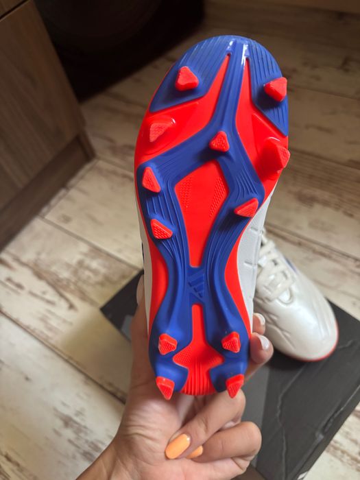 Бутонки Adidas за момче